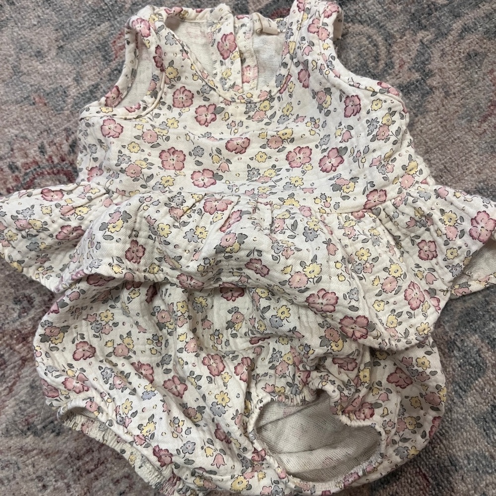 Quincy Mae 3-6 Month Two Piece Set